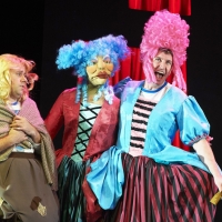 POTTED PANTO Returns to the Apollo Theatre in December Photo