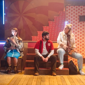 Review: HOPE HAS A HAPPY MEAL, Royal Court Theatre Photo