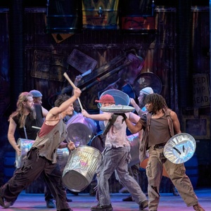 Review: STOMP at National Theatre Photo