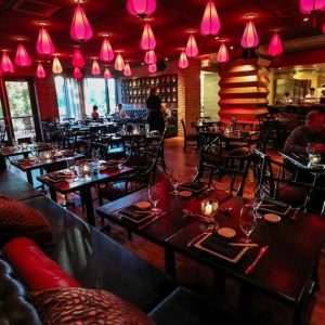 Review: Red Lantern - Asian cuisine served in a funky social setting at Foxwoods Reso Photo