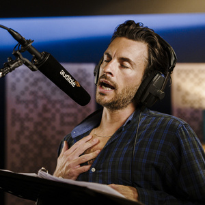 Video: Jonathan Bailey and More Star in New DRACULA Audio Adaptation Photo