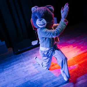MAN OR BEAR to Make Edinburgh Fringe Run With Katie Hurley and Sarah Hehir Photo