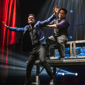 Review: CHAMPIONS OF MAGIC at Studebaker Theater