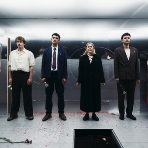 Review: THE WAVES, Jermyn Street Theatre Photo