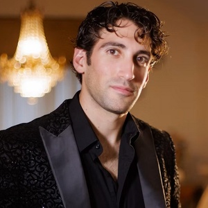 Club Clemans To Present Tommy Cono In THE VOICE OF TRIBUTE Video