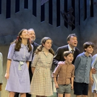 TV: Noche de estreno de LOS CHICOS DEL CORO en el Teatro La Latina Photo