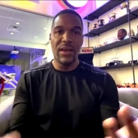 VIDEO: Michael Strahan Shows Off His NFL Injury on THE KELLY CLARKSON SHOW Video