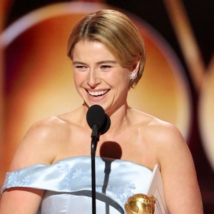 Jessie Buckley, Rose Byrne, & More Win Golden Globe Awards - Full List of Winners