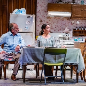 Review: CHOKE at GALA Hispanic Theatre Photo