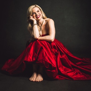 A MERRY LITTLE CHRISTMAS WITH MEGAN HILTY is Coming to Steppenwolf Theatre Photo