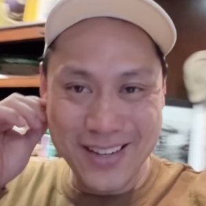 Video: Jon M. Chu Reacts to WICKEDs 10 Oscar Nominations Photo