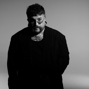 Teddy Swims Sets 2026 Arena Dates for THE UGLY TOUR Photo