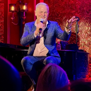 Review: BEYOND THE RAINBOW at 54 Below is Sam Harris at His Most Intimate Photo