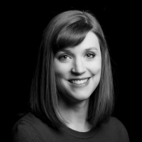 Des Moines Spotlight Series: Meet Kim Haymes of THE CAKE at Iowa Stage Interview