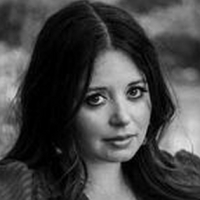 Emily Scott Robinson Announces New Project 'Built on Bones'