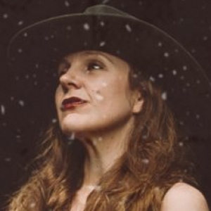 Sarah King Marks Winter Solstice With 'The Longest Night' Photo