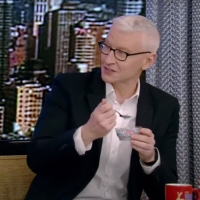 VIDEO: Anderson Cooper Tries Dippin' Dots for the First Time on LIVE WITH KELLY AND R Video