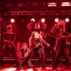 Review: ALANIS MORISSETTE'S JAGGED LITTLE PILL Will Leave You Breathless At Straz…