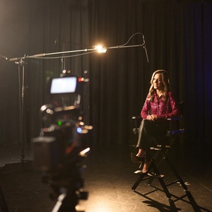 Interview: Laura Osnes Photo