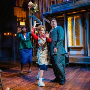 Review: NOISES OFF Creates Chaotic Comedy at THE ALLEY THEATRE Photo