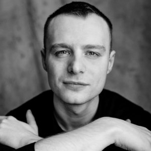 Interview: 'There's a Lot of History in the Room With Me': Actor Luke Thallon of COLD Interview