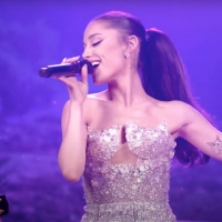 VIDEO: Ariana Grande Leads THE VOICE Judges in a Performance of 'Hopelessly Devoted t Video