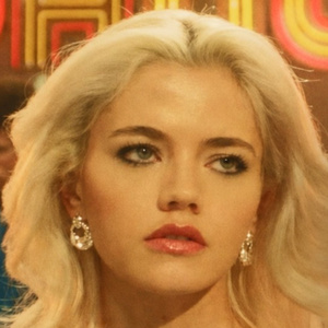 THE SHARDS Cast Compete for Camera Time on '80s Dance Show in New Scene Photo