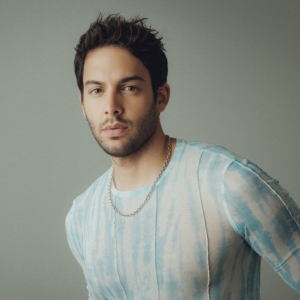 Video: Swedish Pop Star Darin Releases Powerful Visuals for 'Moonlight' Video