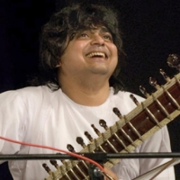 World Music Institute Presents Zakir Hussain With Niladri Kumar Photo