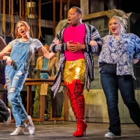 Review: KINKY BOOTS at The White Theatre Video