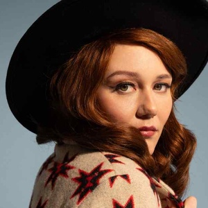 Molly Tuttle to Perform at The Newton Theatre Photo