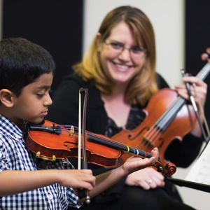 American Music Institute to Offer Violin Fiddling Lessons for St. Patricks Day Photo