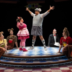 Review: ELEPHANT & PIGGIE'S 'WE ARE IN A PLAY' at Marriott Theatre, Lincolnshire IL Photo