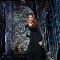 Review: Oh Goddess, Bellini's NORMA Returns to the Met Photo