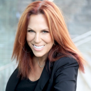 Interview: Victoria Shaw Dishes on the Next UNDER THE COVERS at Birdland Interview