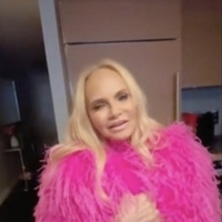 VIDEO: Watch Kristin Chenoweth Duet Ariana Grandes Somewhere Over the Rainbow Cover Photo