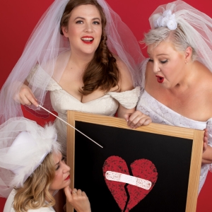 Review: JOANNE HARTSTONE - THE SMART GIRL’S GUIDE TO BREAKING UP – ADELAIDE CABARET F Photo