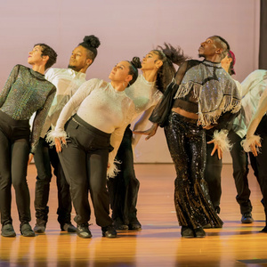 Adesola Osakalumi to Present AKINOLA First Look at Works & Process Interview