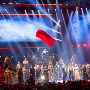 Olivier-Winner Philip Quast, Rob Madge and More Join LES MISERABLES At Radio City Mus Photo