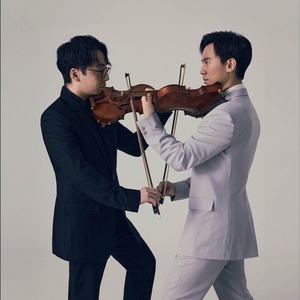 TwoSet Violin to Embark on Oceania Tour in June 2026 Photo