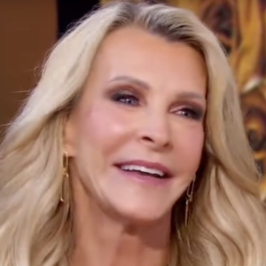 Video: 'Golden Bachelorette' Joan Vassos Making Broadway Debut Tonight in ALADDIN