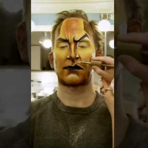 VIDEO: Watch THE LION KINGs Broadway Makeup Team Transform Stephen Carlile into Scar Photo