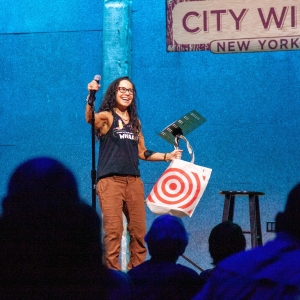 Review: Garofalo Gabs & Grabs From Her Comedy Grab Bag At City Winery Photo