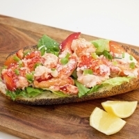 FRESH&CO Announces New Summer Menu Items Photo