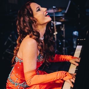 Mia Vassilev to Make 54 Below Debut in KEYS ON FIRE! in December Photo