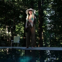 Maria Usbeck Shares Latest Track