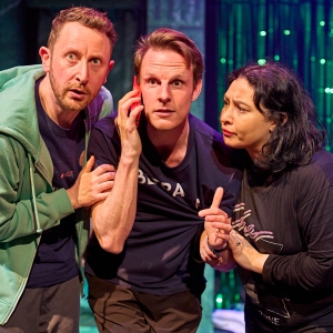 Review: THE TIME MACHINE, Park Theatre Video