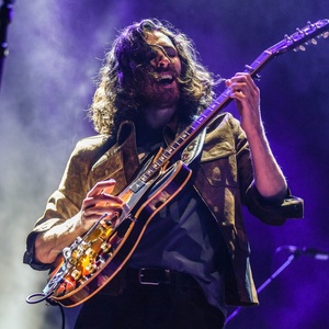 Hozier Joins Sweet Relief Benefit Concert Honoring Taj Mahal in San Francisco