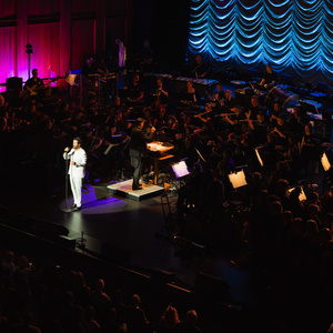 Review: STAGE, SCREEN, AND SYMPHONY with Josh Groban and the NSO, Sean O’Loughlin Conductor at Wolf Trap