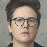 Netflix Announces a New Multi-Title Deal With Hannah Gadsby Photo